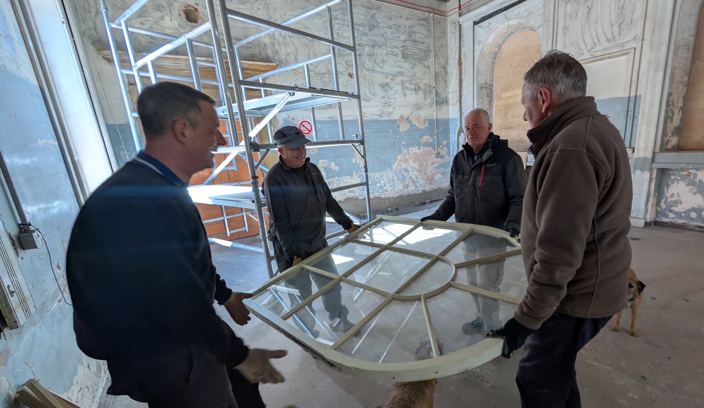 Wentworth Woodhouse Volunteers Restore Historic Windows, Saving £20,000 for Preservation Trust