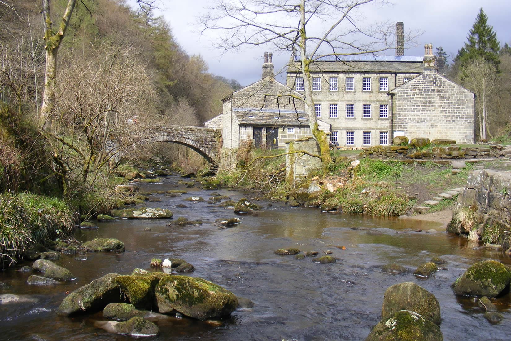 Visit Hardcastle Crags - Prices, Times, Visitor Info - Park in hebden bridge