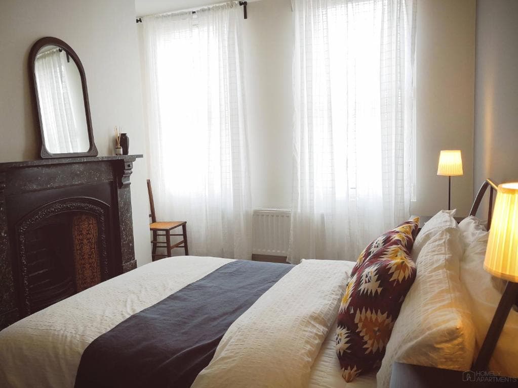 Accommodation at Homely Serviced Apartments - Figtree in sheffield