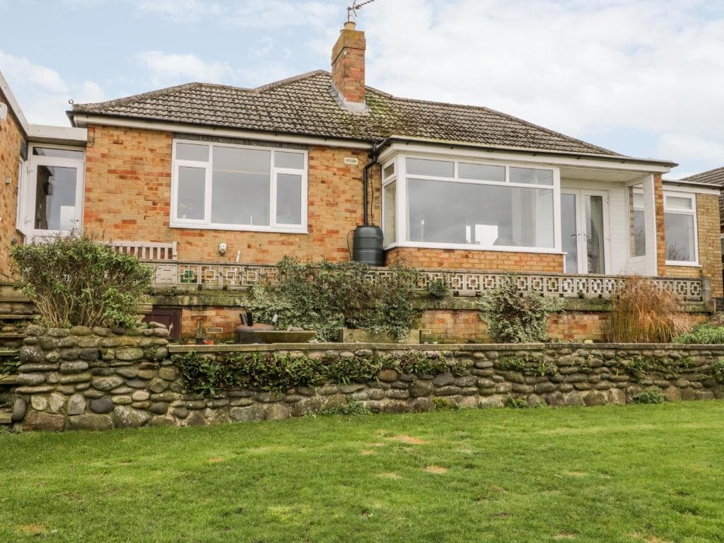 Accommodation at 8 Mere View Avenue in hornsea