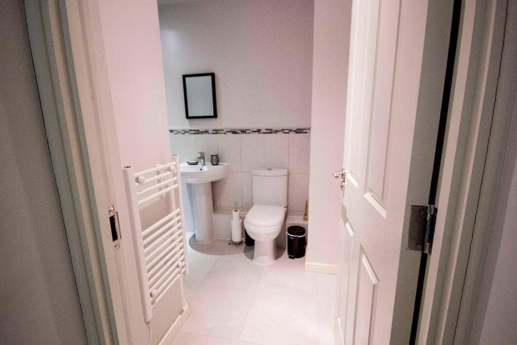 Accommodation at StayZo Modern Studio Apartment 1 in Bradford City in bradford