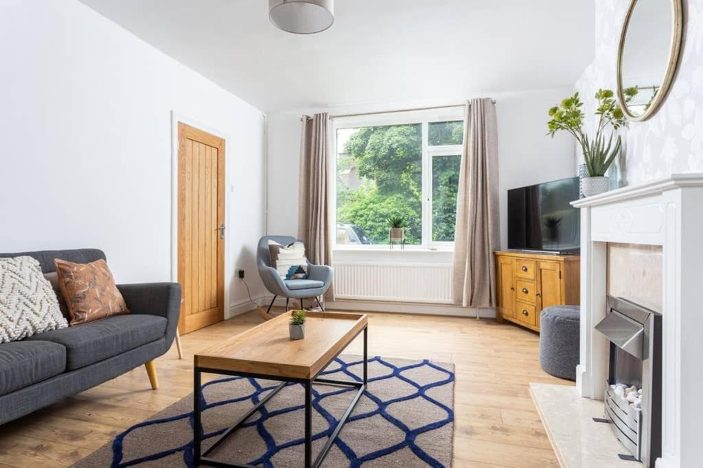 Accommodation at LOOK at the Views - Huddersfield Haven Sleeps 6 in huddersfield
