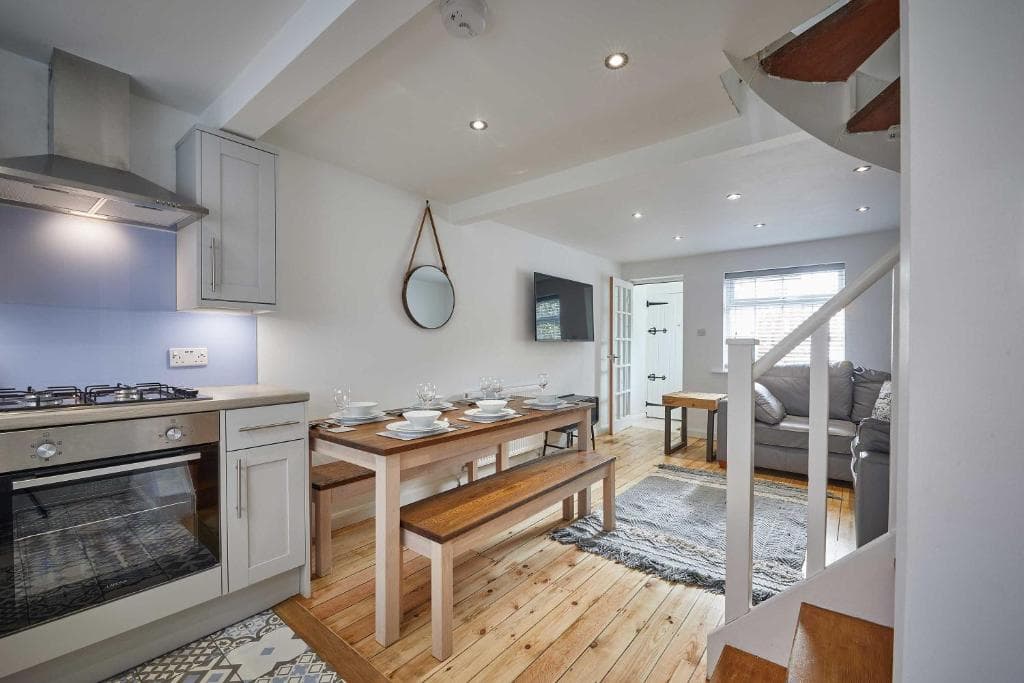 Accommodation at Host & Stay - Oasis Cottage in whitby