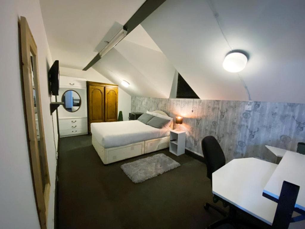 Accommodation at Townhouse 105 in huddersfield