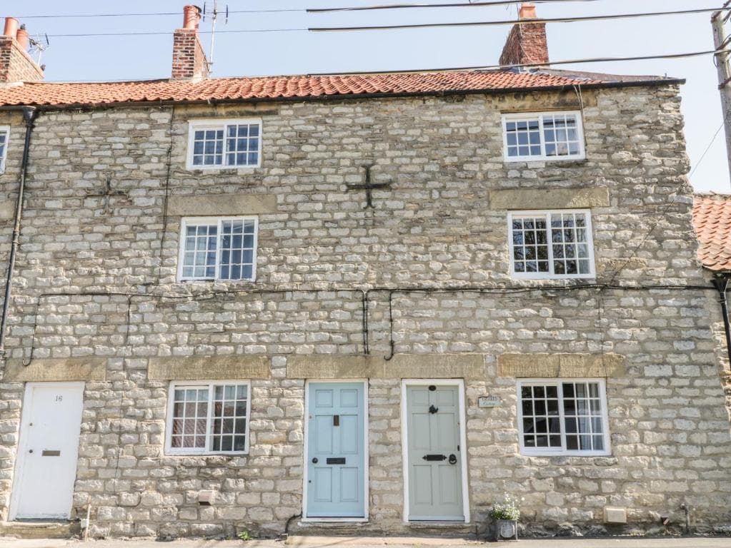 Accommodation at Crooked Cottage, York in kirkbymoorside