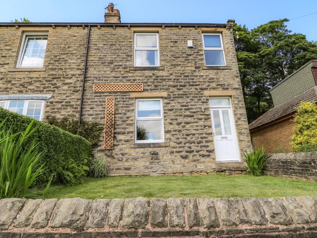 Accommodation at Sunnyside Villa in holmfirth