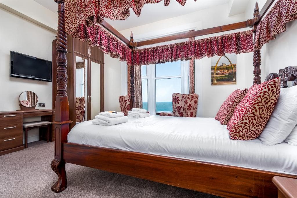 Accommodation at Riviera Guesthouse in whitby