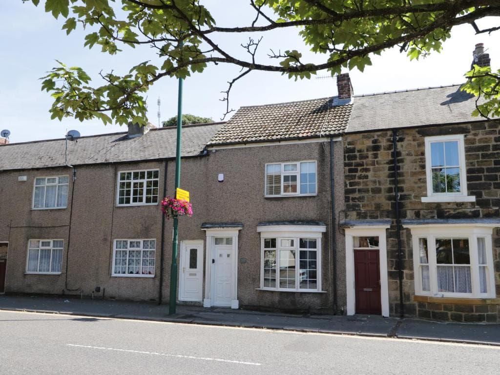 Accommodation at White Rose Cottage, Guisborough in newton under roseberry