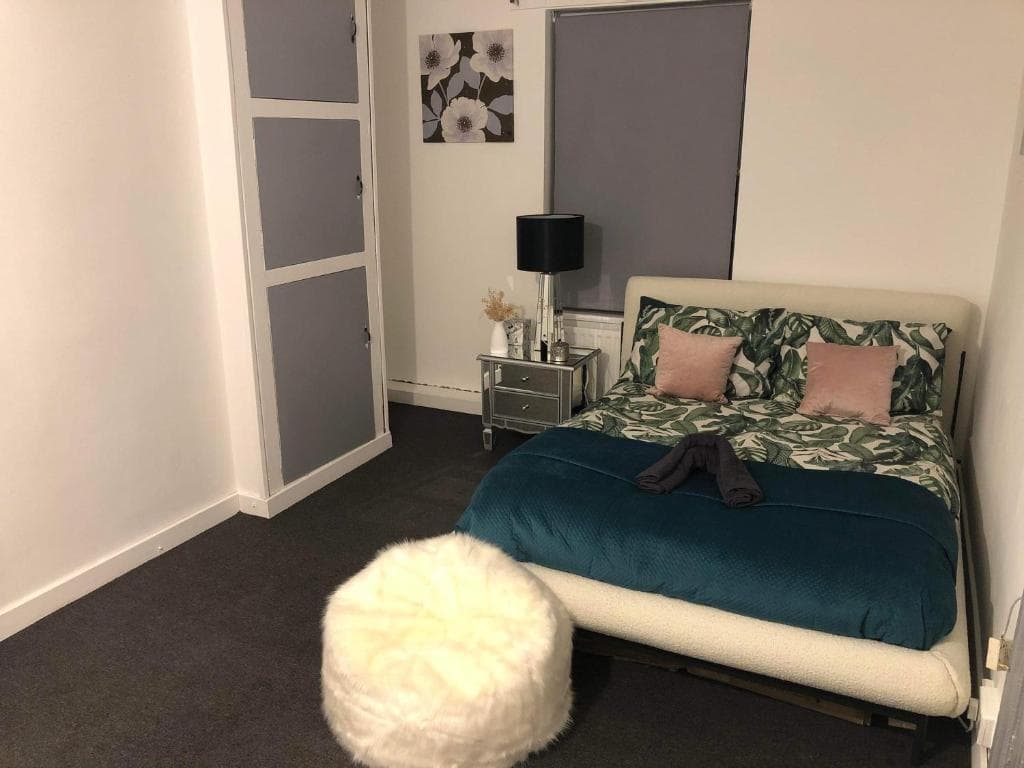 Accommodation at Cosy Keppel House - 2 Bed Beautiful attractions in sheffield