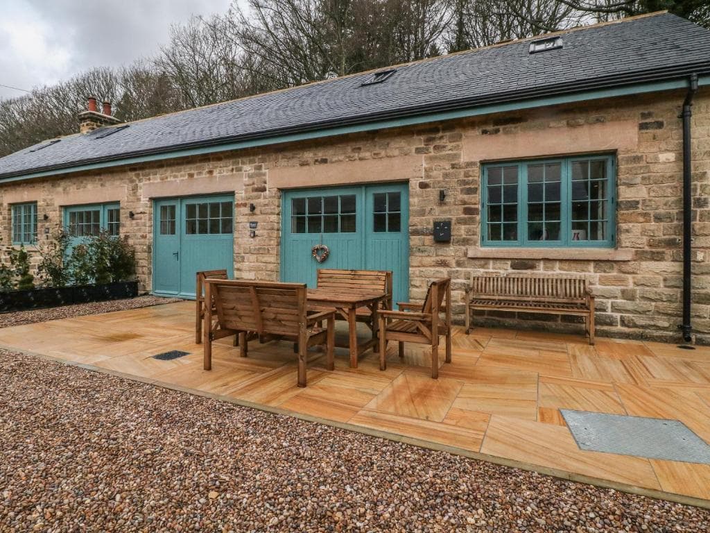 Accommodation at Chestnut Cottage in bolsterstone ewden village