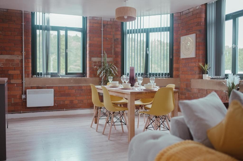 Accommodation at Bv Luxury Apartment Penthouse Conditioning House in bradford