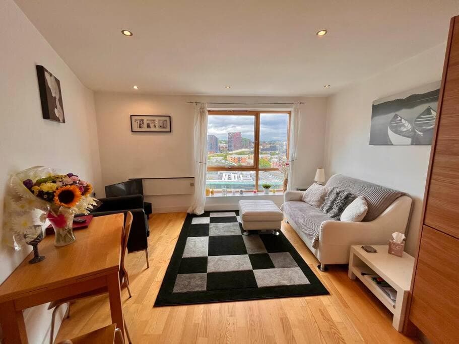 Lovely 1 bedroom City Centre apartment