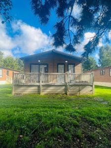 Accommodation at Truemans Lodge with Hot Tub in allerthorpe