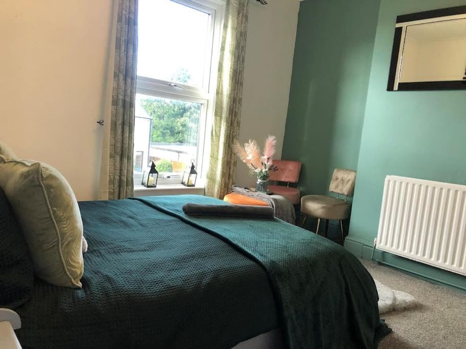 Accommodation at Golden Woodhouse 2 bedroomed in sheffield