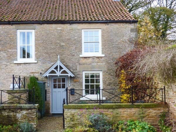 Accommodation at Woodside Cottage in brompton by sawdon
