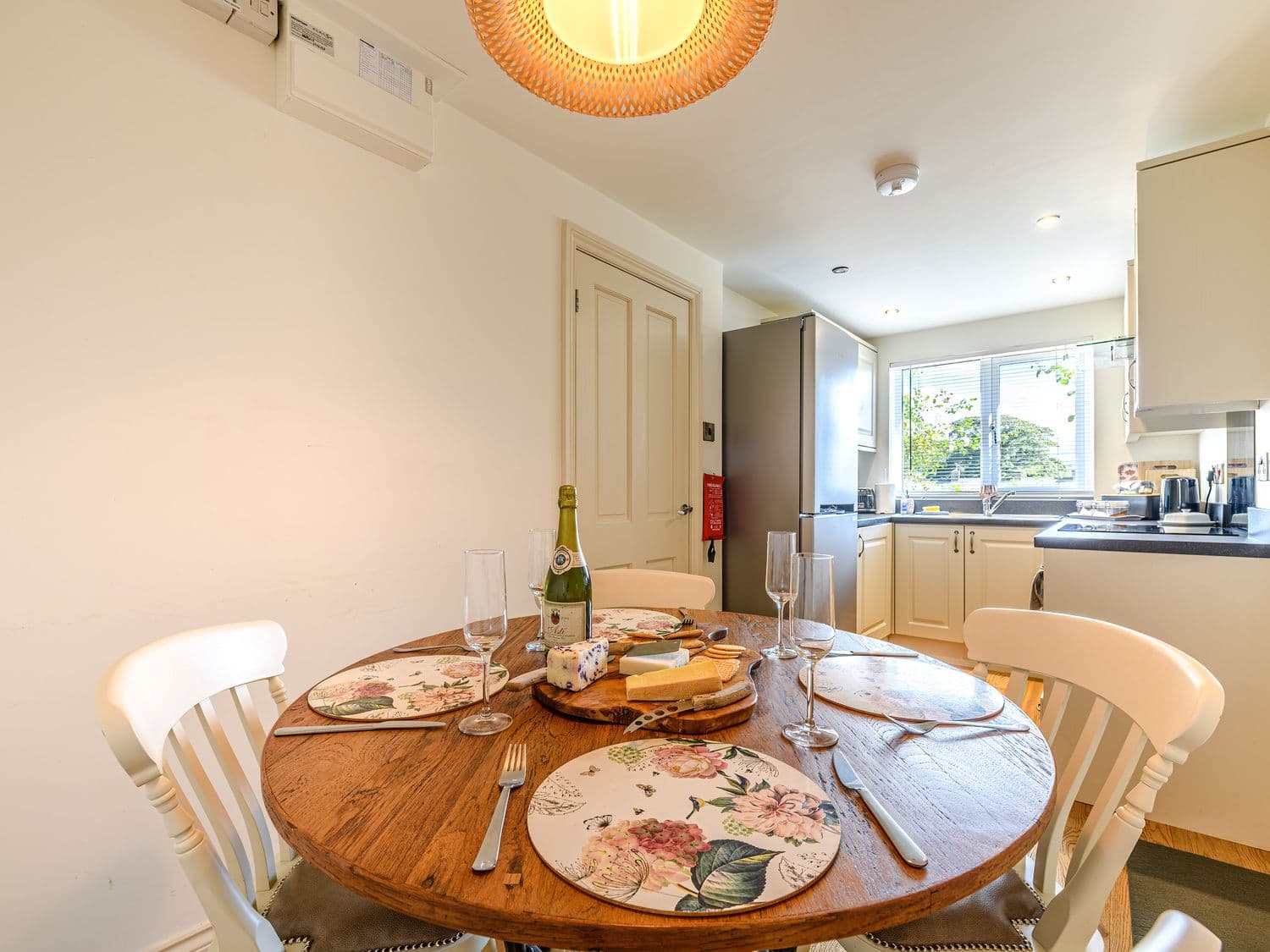 2 Orchard Leigh — photo 8