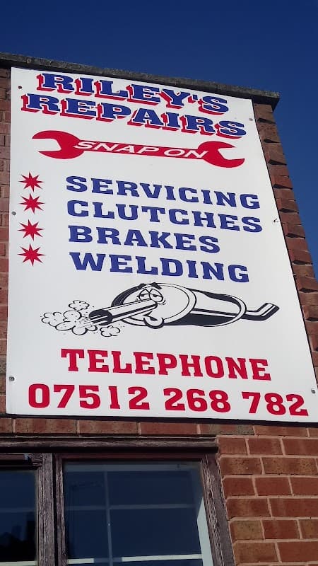 Riley's Repairs - Garages in barnsley