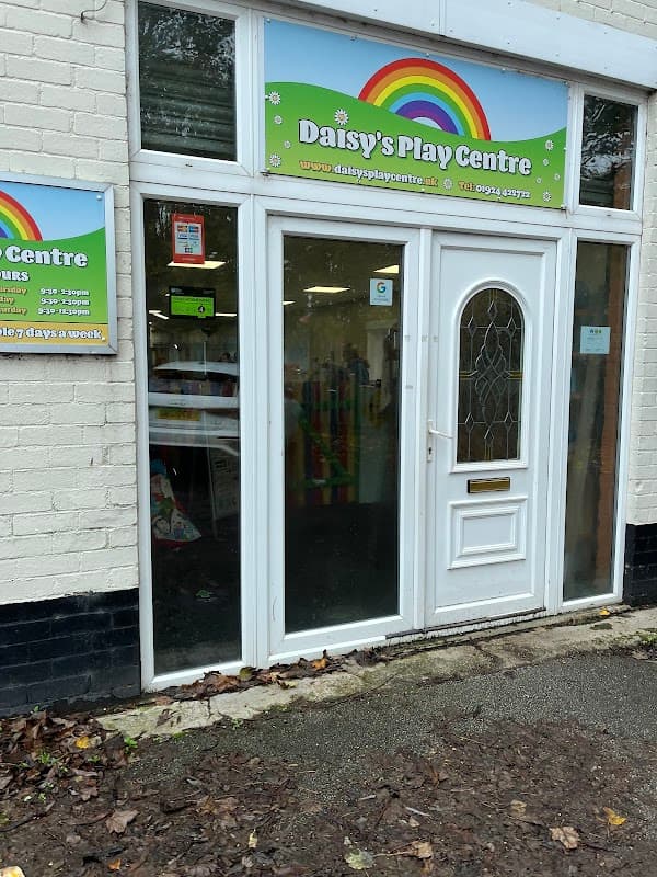 Daisyβs Play Centre - Entertainment in batley