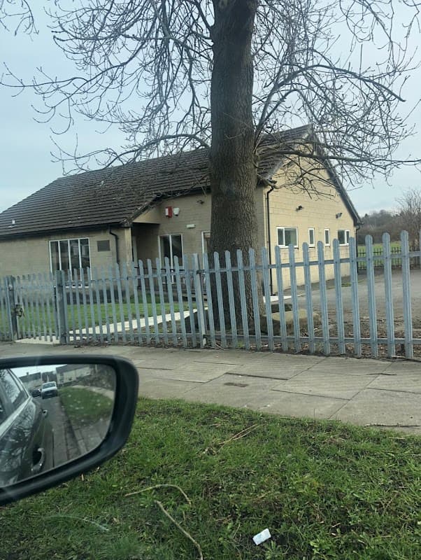 Parkside Community Centre - Community Centres in bradford