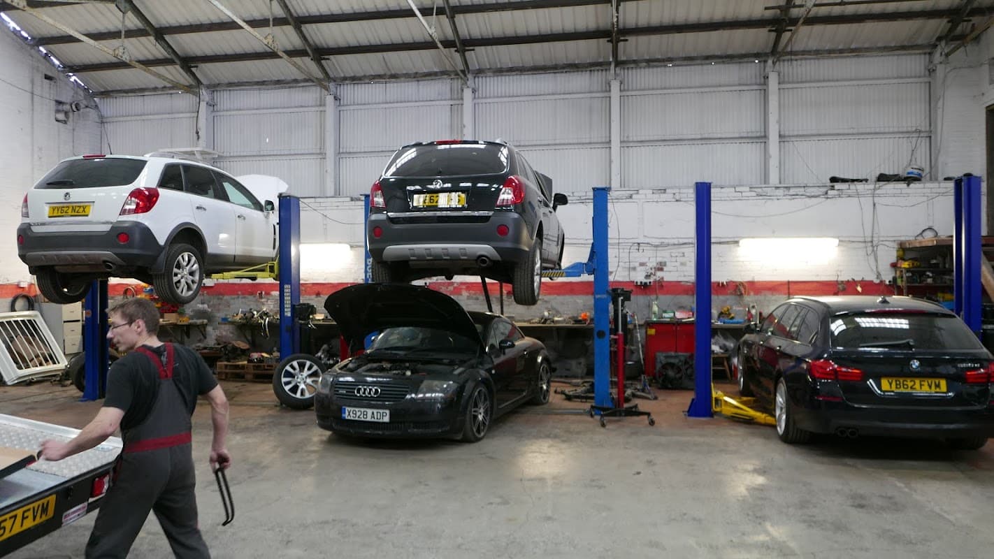 Car Experts Castleford - Garages in castleford