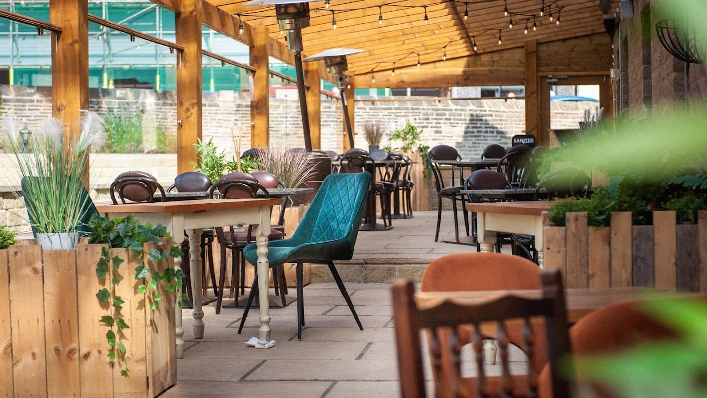 Dining at Georgeβs Bistro & Bar in cleckheaton