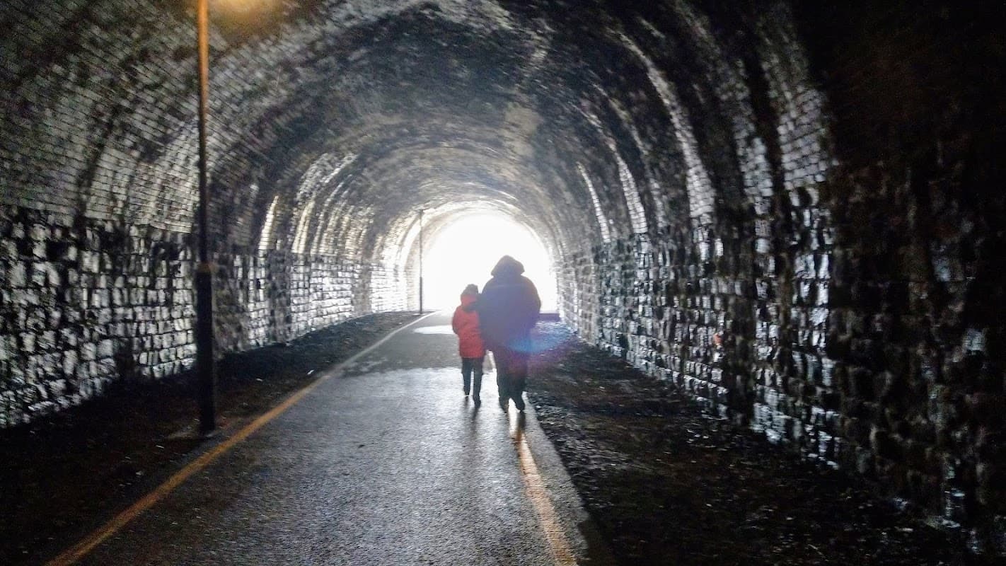 Earlsheaton Tunnel - Walks & Hiking in dewsbury