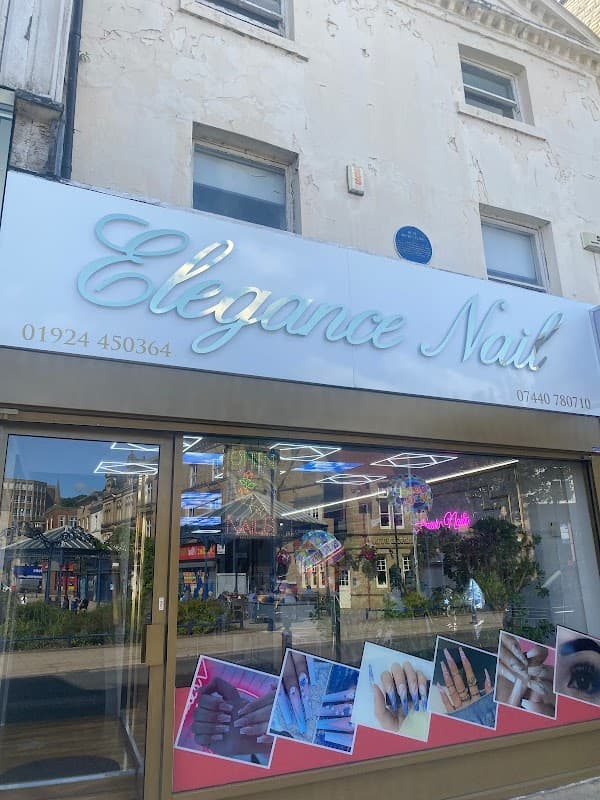 Elegance nails and beauty - Beauty Salons in dewsbury
