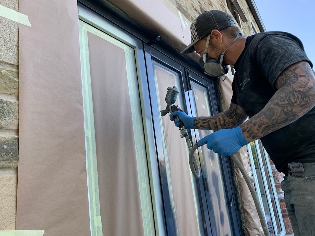 Select Spraying & Decorating Ltd - Painters & Decorators in dewsbury