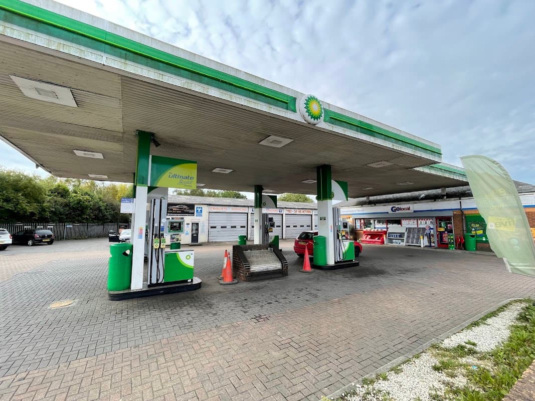 bp - Petrol Stations in eckington