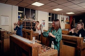Cocktail Masterclass in Leeds - Tour in leeds