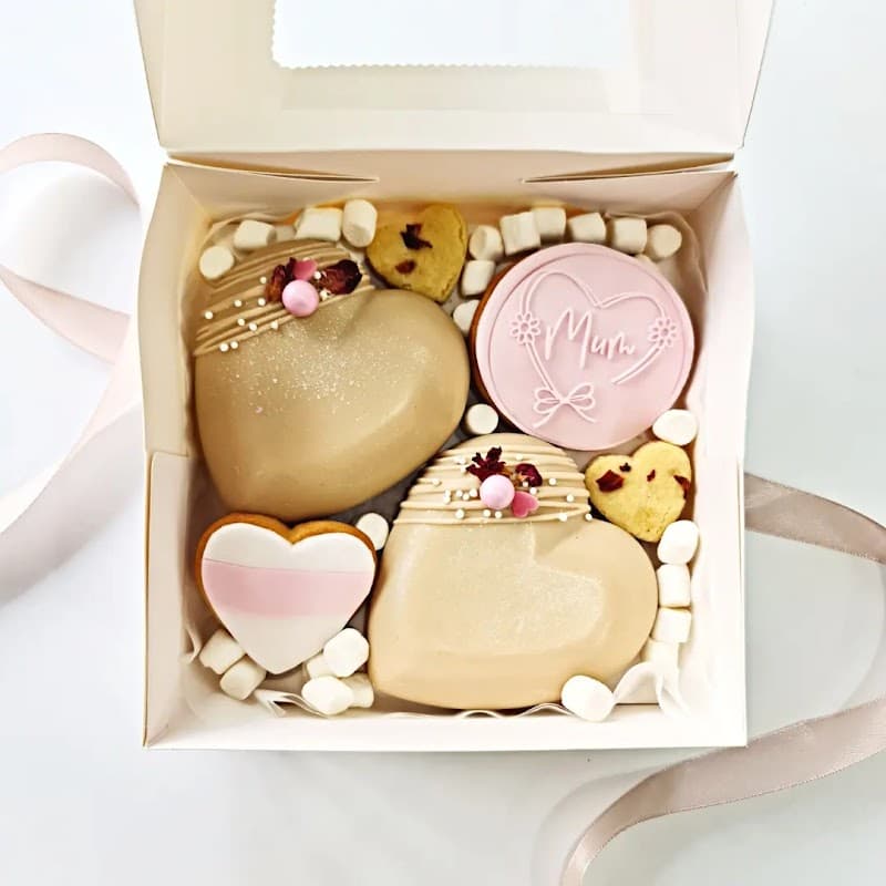Loulis Cakes - Bakers in guiseley