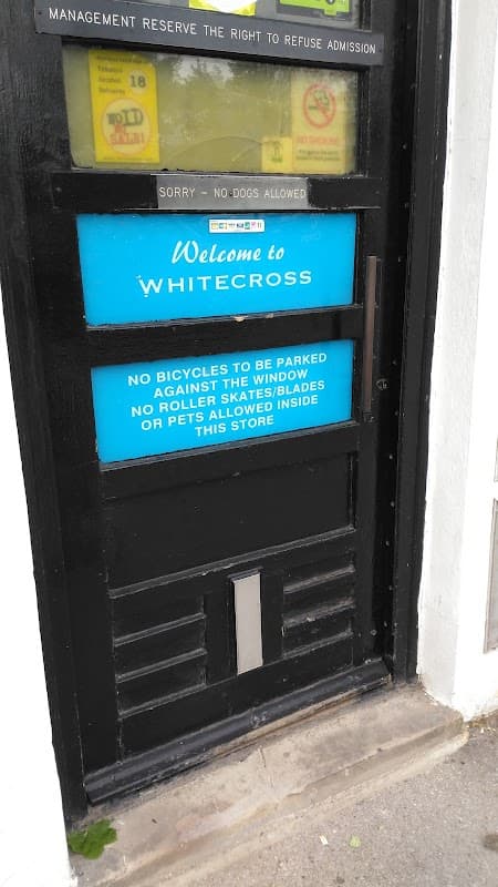 White Cross Convenience Store - Corner Shops in guiseley