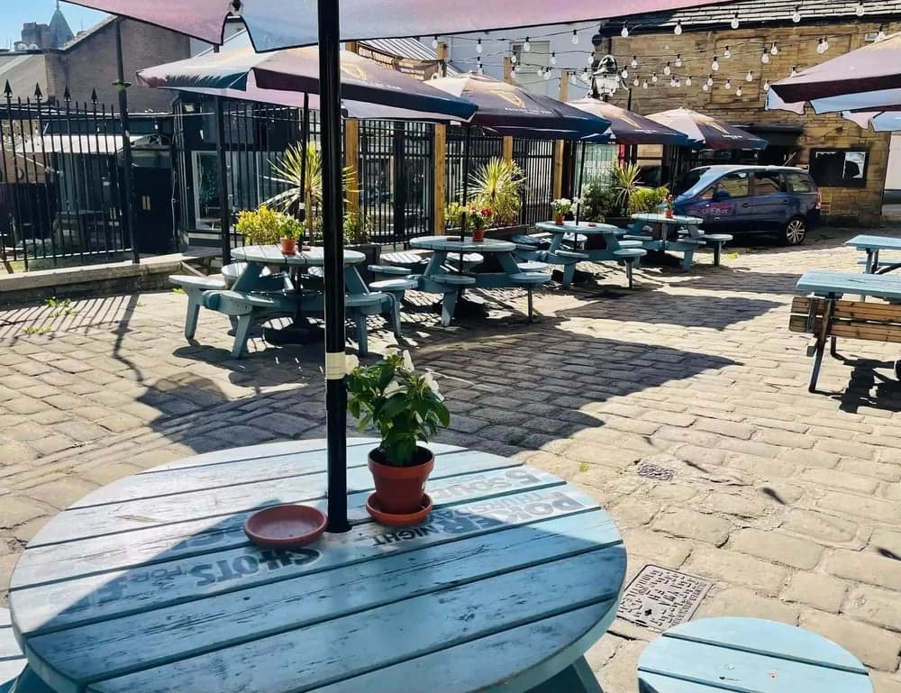 Food & drink at Upper George in halifax