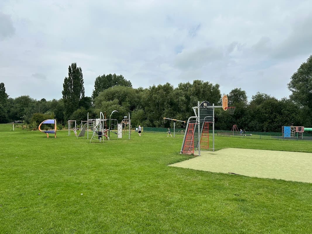 Jenny Field Playground - Playgrounds in harrogate