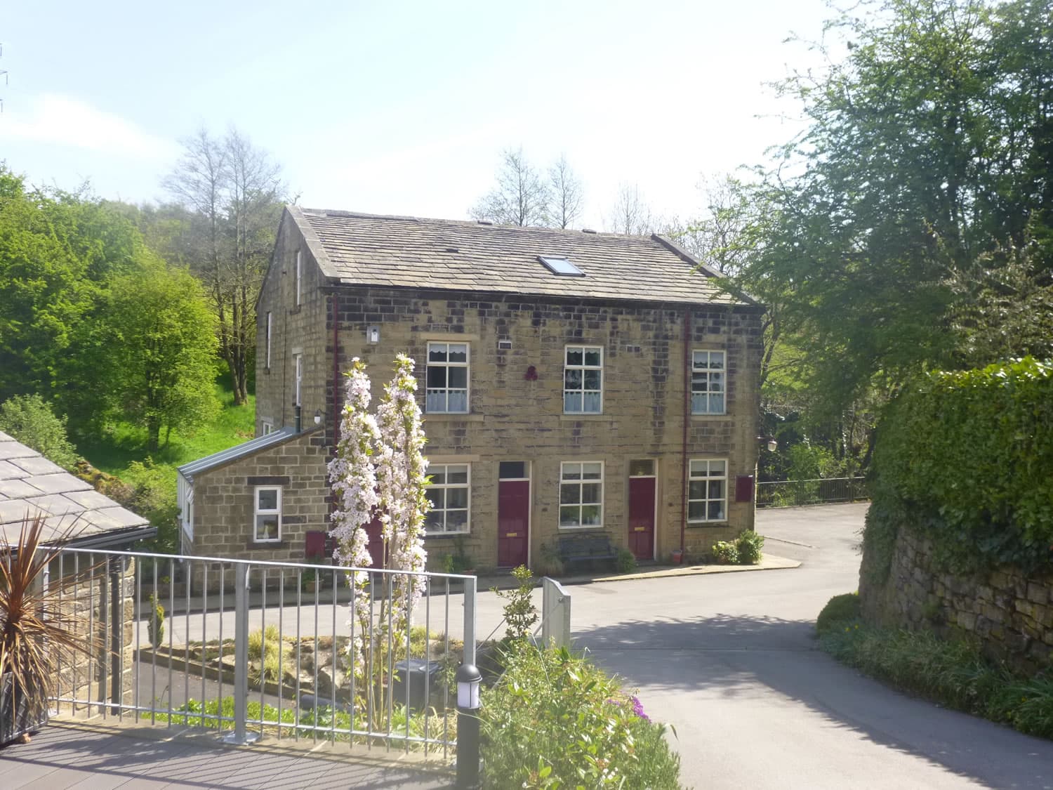 Accommodation at Hewenden Mill in cullingworth