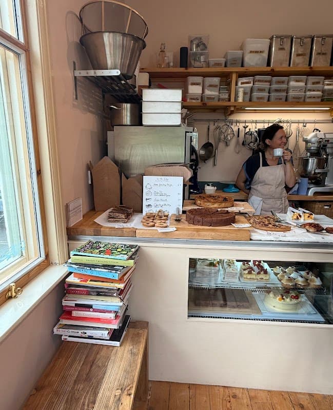Shutishuti Patisserie - Bakers in heworth