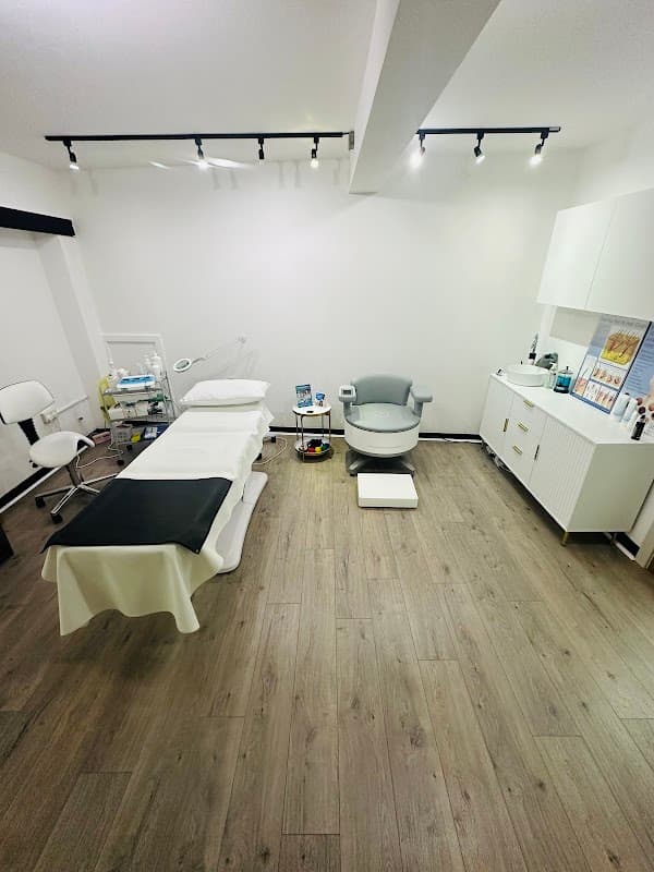 Holme Electrolysis - Beauty Salons in holme valley