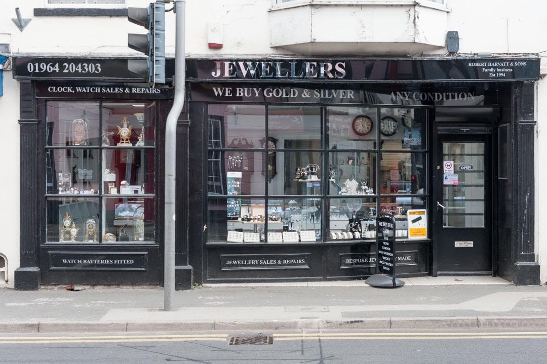 Robert Harvatt & Son Jewellers - Jewellers in hornsea