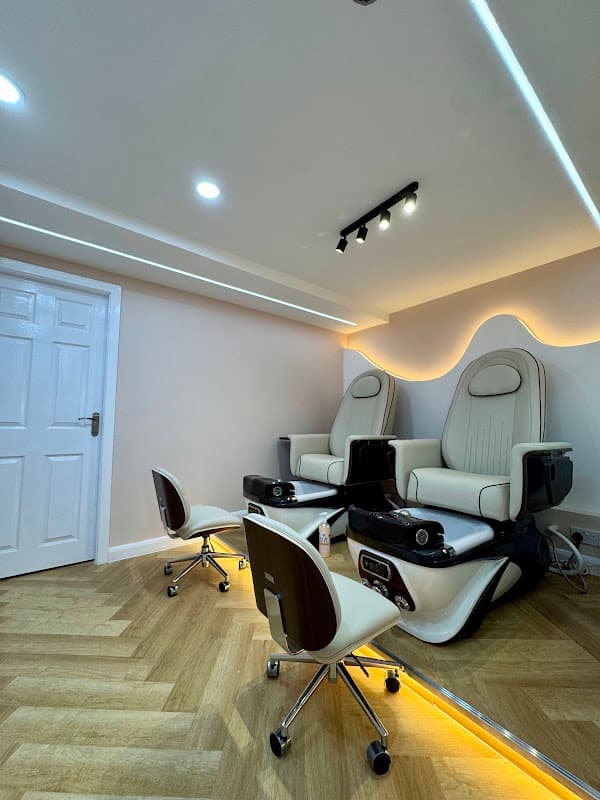 Pink Nails Horsforth
