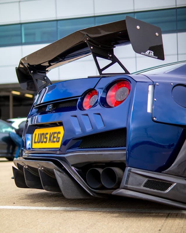 Tailored Automotive - Garages in horsforth
