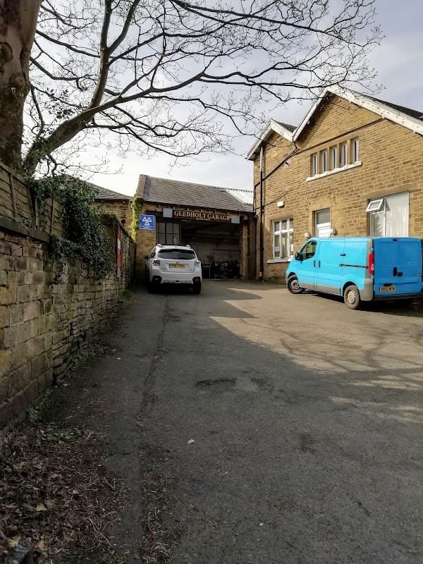 Gledholt Garage - Garages in huddersfield