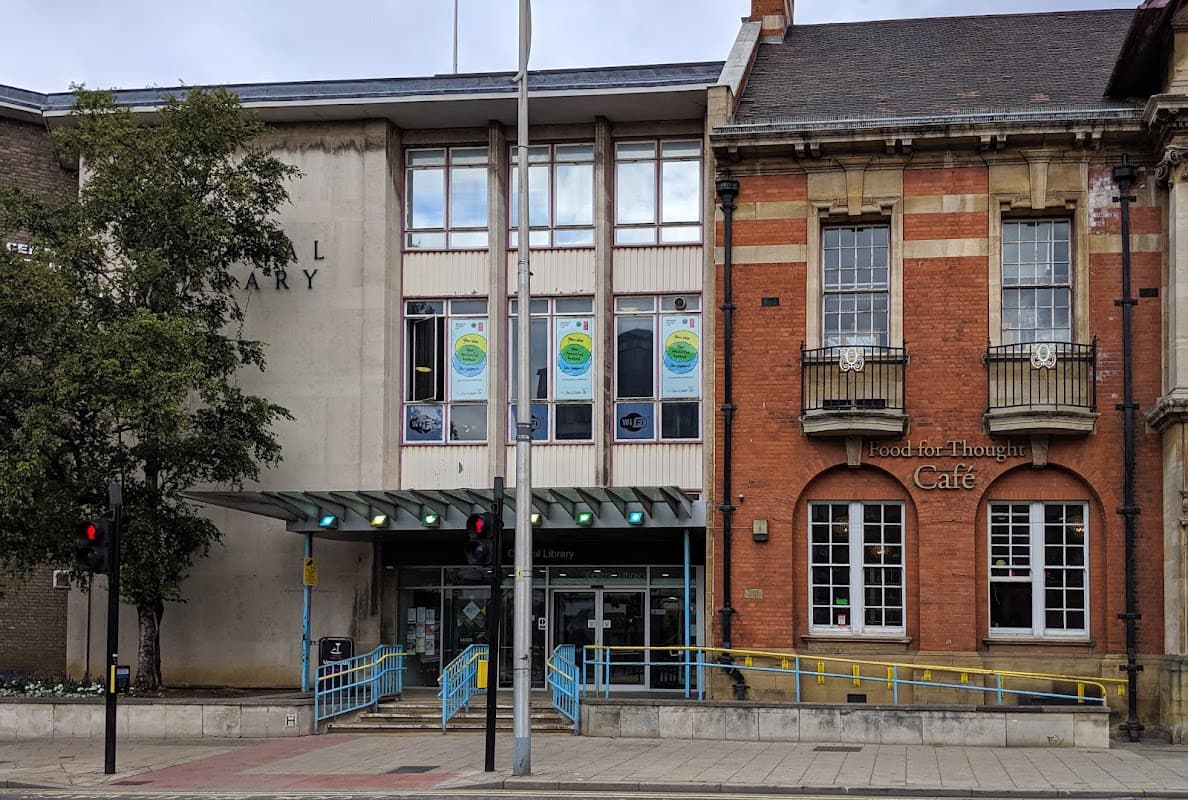 Hull Central Library - Libraries in hull
