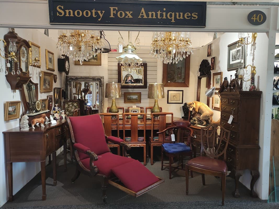 Snooty Fox Antiques - Antique Shops in keighley