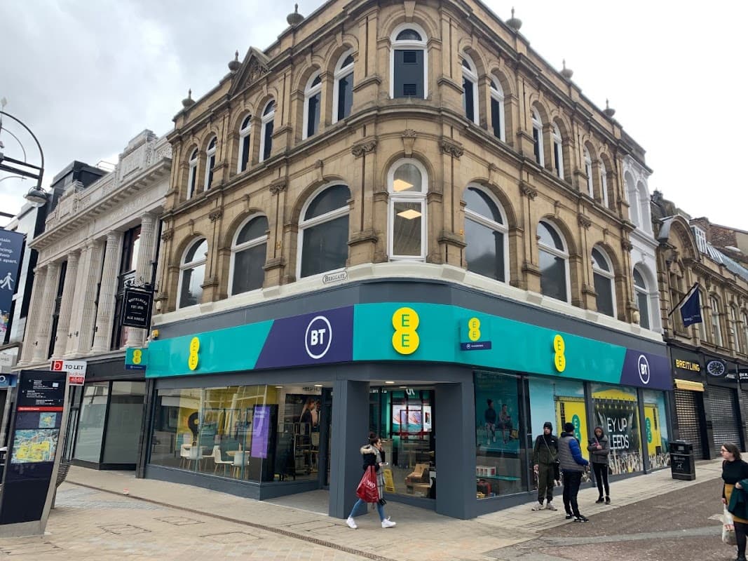 EE - Phone Shops in leeds