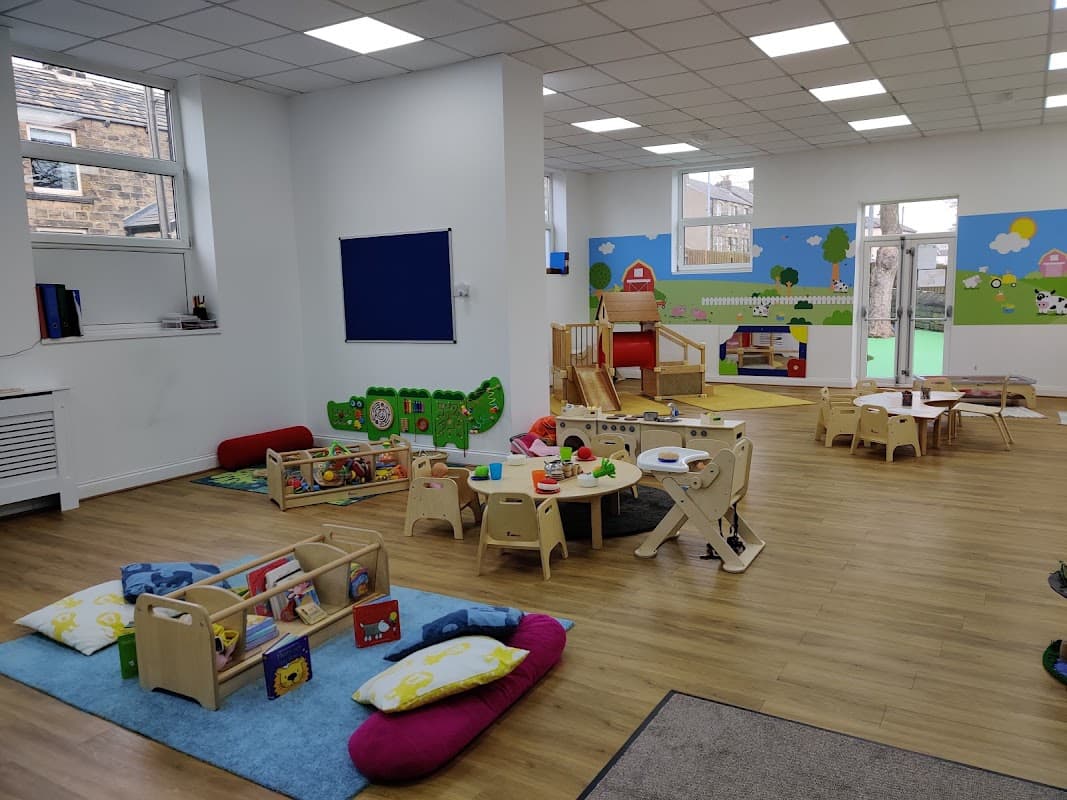 Banana Moon Day Nursery - Nurseries in mirfield