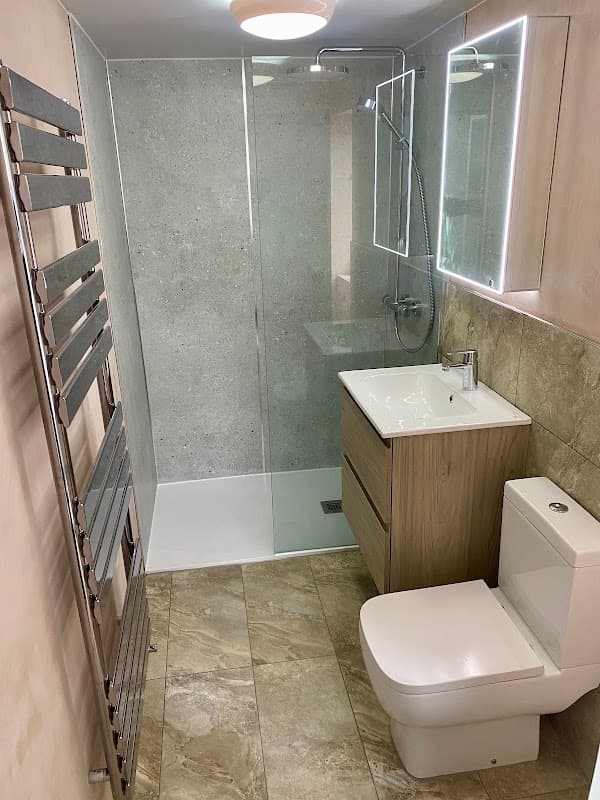 Cutts Plumbing - Plumbers in moortown