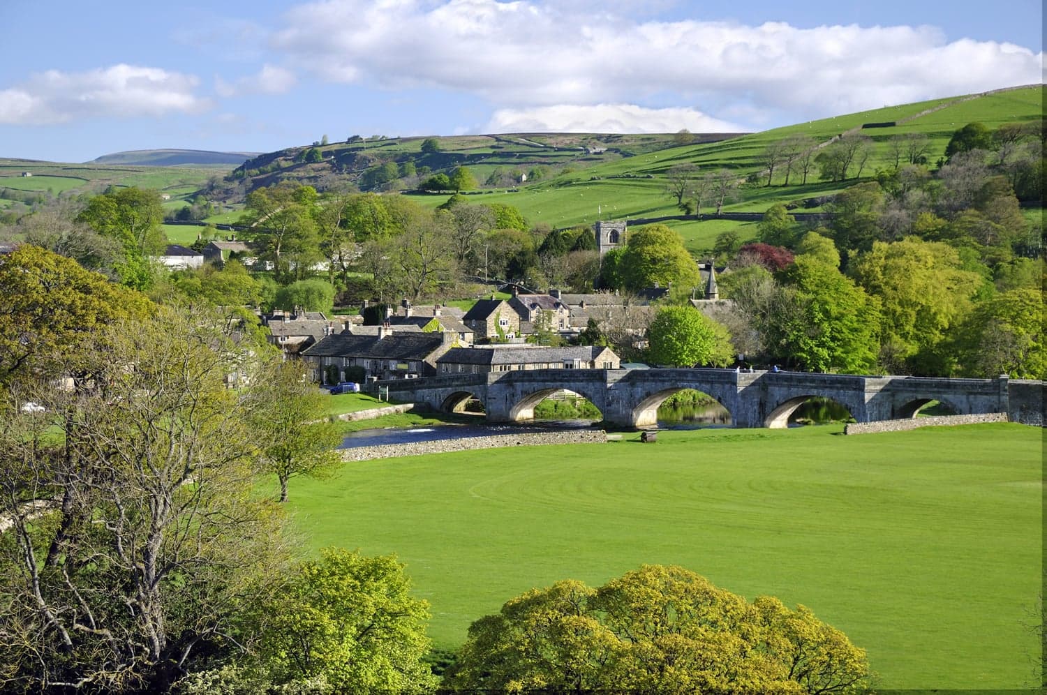 River Wharfe Car Park - Attraction in burnsall