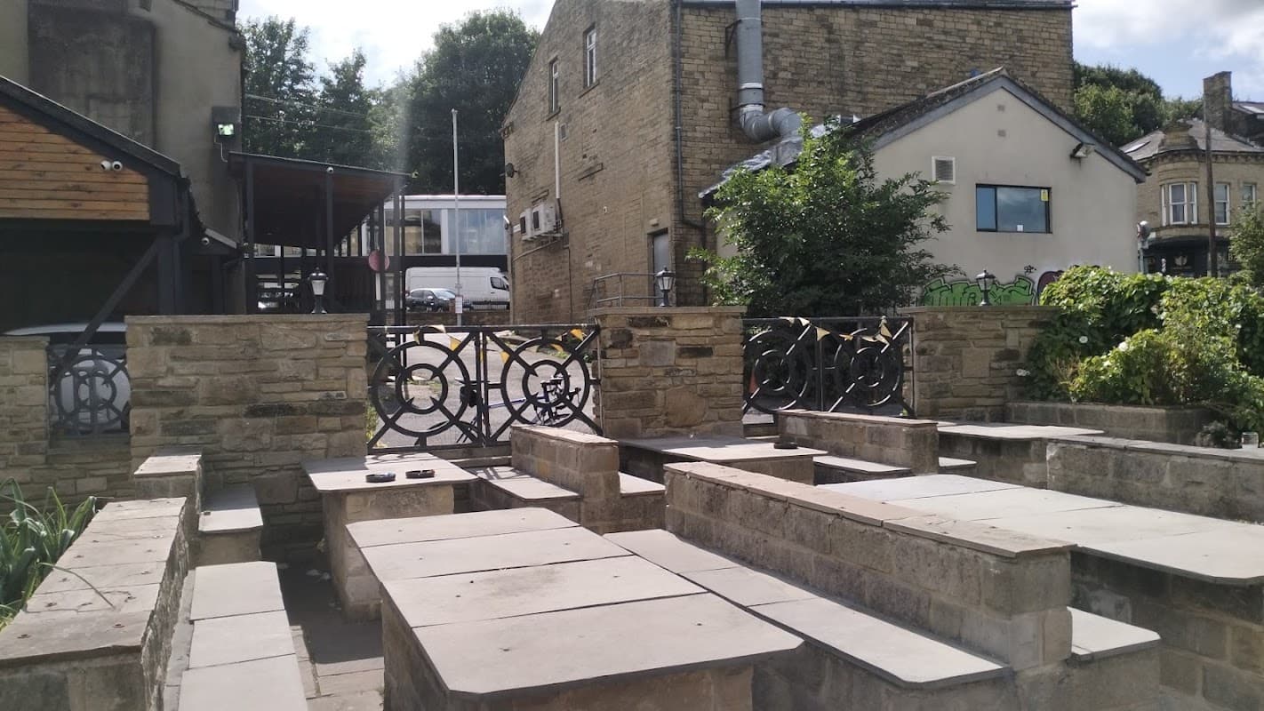 Food & drink at Beehive in shipley