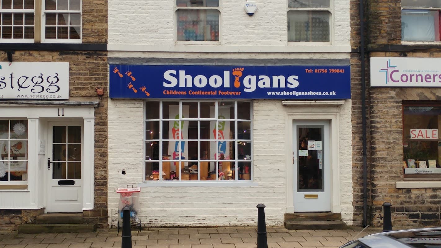 Shooligans - Shoe Shops in skipton