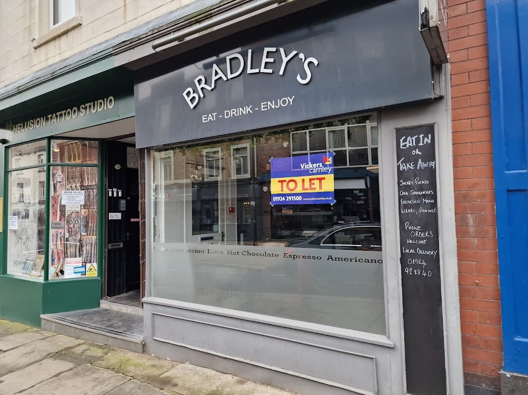 Cafe Bradleyโs wood street in wakefield